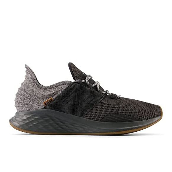 NWT New Balance Men\'s Fresh Foam Roav V1 Running Shoe, Blacktop/Gum, 9